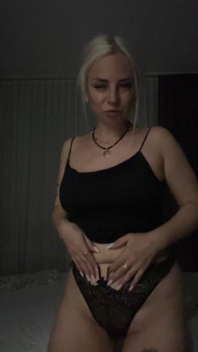 Very Sexy Body and I Dance with My Panties on!
