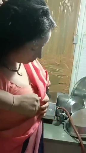 Hot desi bhabi in saree shows her curvy body to loving husband