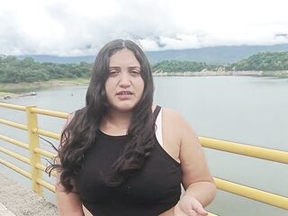 gal is abandoned by her boyfriend has sex with the delivery