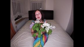 Hot Wife Found a Dildo in a Flower Bouquet