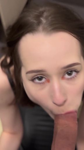 Seduced a Beauty on the Street and Fucked Her at Home