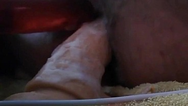 Jugando con dos dildos