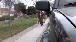 MILF สุดเซ็กซี่สนุกกับการถูกกระแทกทางทวารหนักอย่างรุนแรง