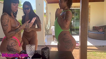 A gostosas caiu na net Vazou na net! Jovens influencers em troca de casal na Piscina