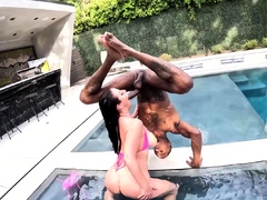 OnlyFans-Literally Drowning in Her Pussy