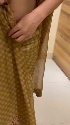 Electrician Fucks Bhabhi Ft. Sammy Sins &amp; Alisha Singh