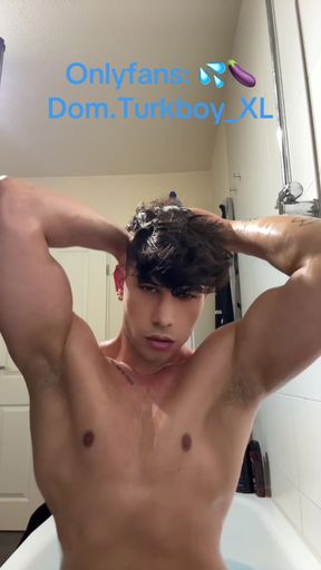 Playing with my 22cm big cock, look at my Body, Check my Videos.