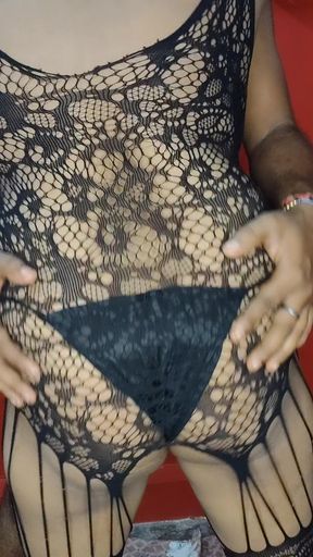 Indian BBW Wife Showing Her Chubby Bobbs and Ass