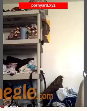 Curious amateur webcam girl gets a surprise reaction
