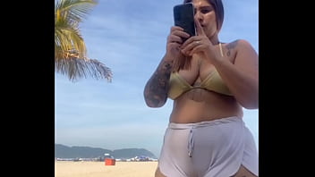 Nem percebi que esse shorts está_ marcando a minha Xota