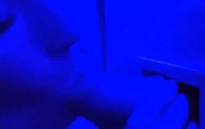 je suce des bites au gloryhole