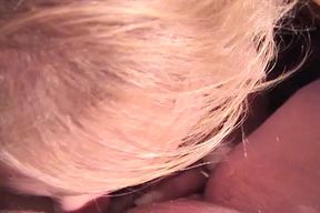 Two superb blonde babes cant get enough