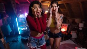 Magnificent Olivia Sparkle and Mini Mitzix at oral clip