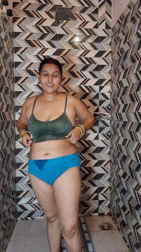 Desi Puja Bhabhi Bathroom Scene