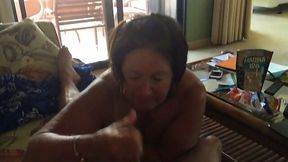 Dark haired mature whore with super saggy tits gave BJ and HJ