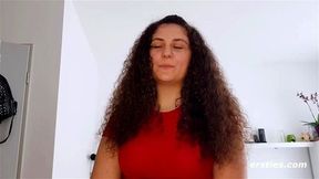 Zahnarzthelferin Isi zeigt uns ihre hemmungslose sexuelle Natur