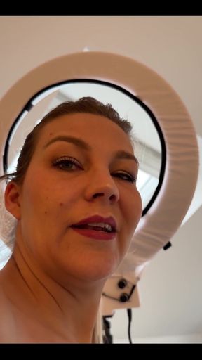 Now I'm About to Get Fucked in the Ass. Jetzt Werde Ich Gleich in Den Arsch Gefickt.