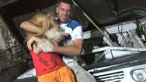 Car fixing ends up with stout blowjob