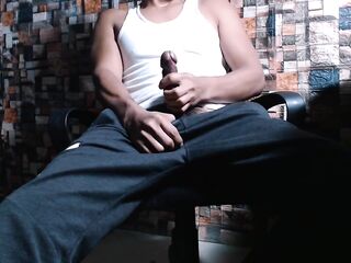 Dude in sportswear masturbates until that guy ejaculates in front of the camera