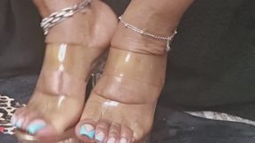 [JOI Heels] Get in Here and Stroke That Big Long Dick - feat @worshipsolz