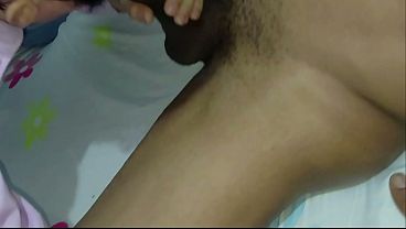 Semental cubano con gruesa BBC me mostr&oacute_ su vergota y quede asombrado al ver ese miembro tan grande, me sedujo y me foll&oacute_ y me destroz&oacute_ el culo. Interracial, big dick, sexo gay