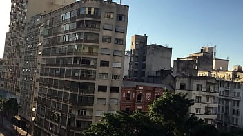 Tarde linda pra dar o cu e foi isso que eu fiz. Aproveitei a vista da tarde com a pica dentro do meu cu