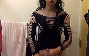 Sexy Asian CD dancing jackoff