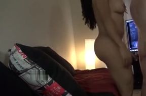 Sasha Strokes meets one of her fans