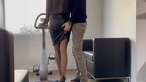 elle offre son cul pour avoir une promotion