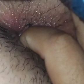 my wife puts her finger in my ass and I love it, it feels very good