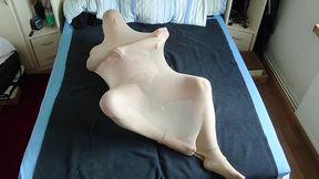 carmen nylonjunge ist notgeil auf nylon encasement
