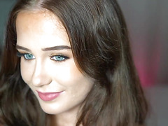 Sexy pettie -Censored- cosplayer