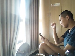 Moments from the quiet side of everyday life