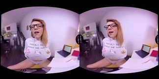 VirtualRealTrans com Nerdy Nikki