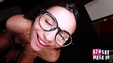 MY FRIEND PLAYS 2 MUCH AND GETS 2 LOADS w/ Kaia Martin