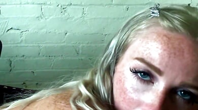 Remi Reagan teases with dirty talk and cums hard on webcam