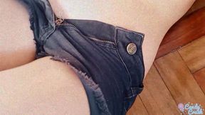 I Love to Masturbate My Pussy for You, My Love