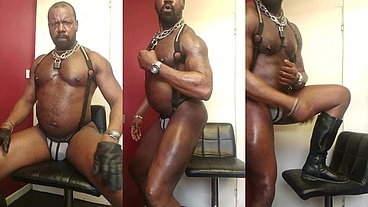 Black Muscle Dad Oiled Smoke Flex & Butt Exhibition