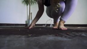 Giantess Blondie Fesser