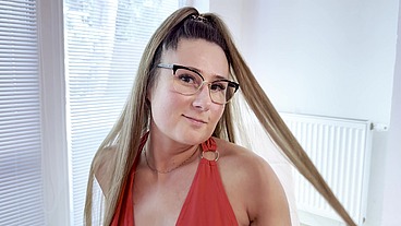 My girlfriend is hungry bitch, she likes all my dick in her mouth with balls deep vaginal