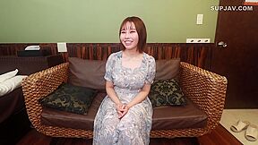 Uncensored] A Half-type Beauty Who Boa