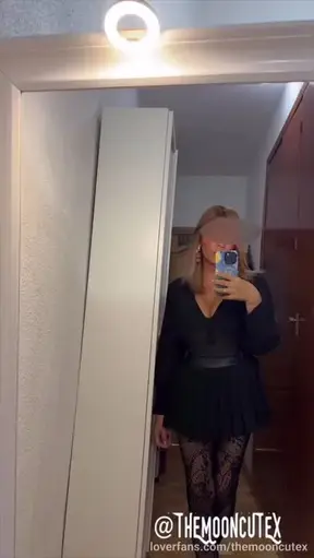 Un concierto 🎵muy especial 🔥🔥 Tenía la esperanza de cruzarme con algún fan 😈😈 Por cierto quise ser mala 🔥🔥😈😈 (GRATIS): https://t.me/+FkJpOiE7GtYxYTBk Pregunta por VIP🏆 Contenido SIN CENSURA: Redes: t…
