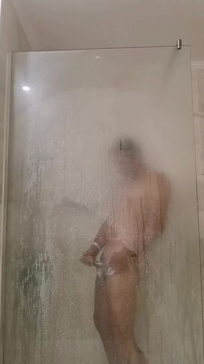 Dude Jerk off in the Shower