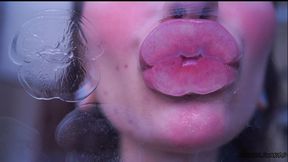 Wet Sticky Lipgloss Kiss
