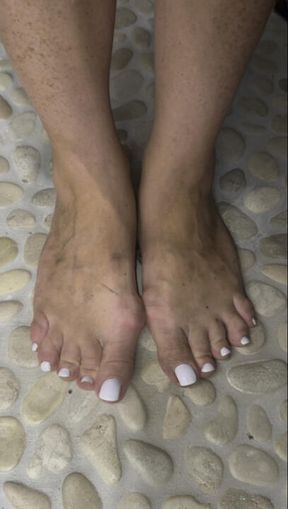 Piedi luridi da pulire