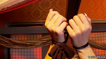 It's Tasha Reign Sizzling For Sandy! Cunnilingus Passion Time!