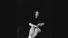 Sophia Veleno: Painting My Nails Black Foot Fetish