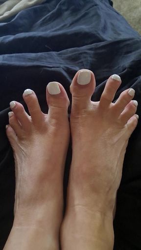 Best Edging Material for Foot Worshippers