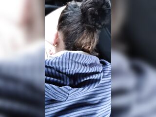 Concupiscent hitchhiker give a head for ride
