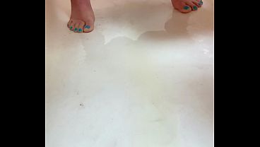 Pissing On My Pretty Toes